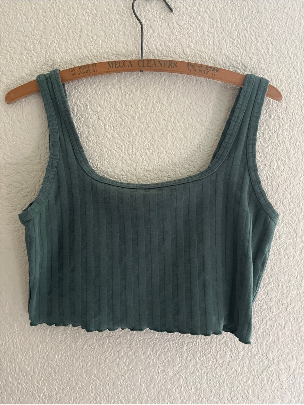 Offline by Aerie Dark Green Ribbed Crop Top Women’s Size Medium